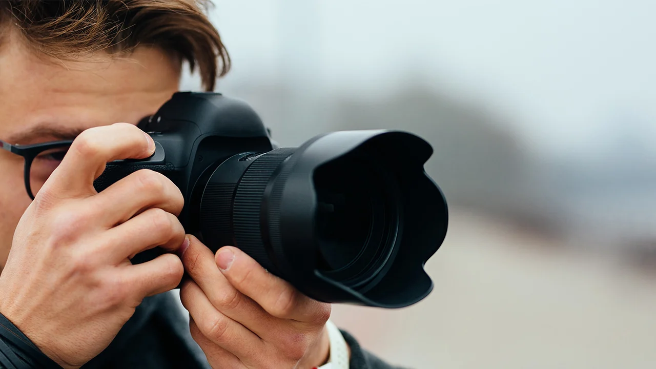 Pourquoi voit-on parfois des yeux rouges sur les photos ? Pourquoi voit-on parfois des yeux rouges sur les photos ?